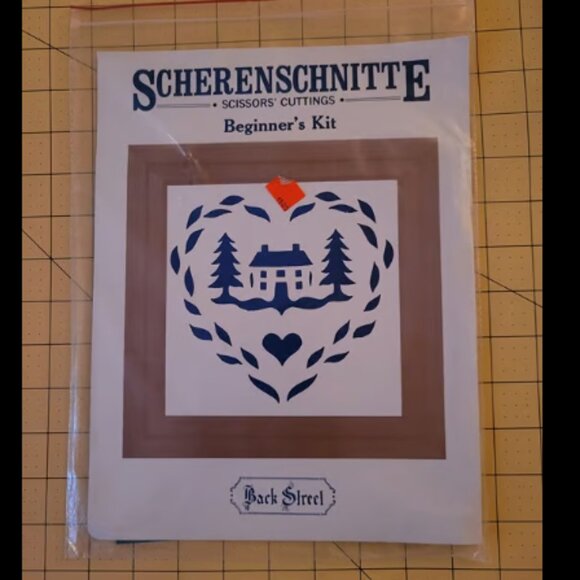 Vintage Scherenschnitte Scissor Cuttings Beginners Kit with Scissors - Picture 1 of 2
